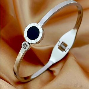 Numerical Roman Bracelet